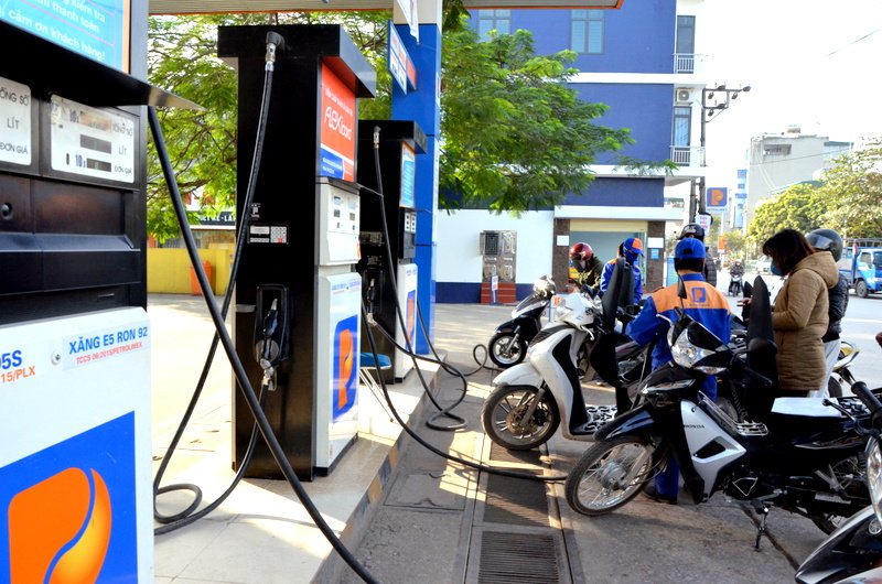 Xăng E5 chính thức được bán trên địa bàn tỉnh