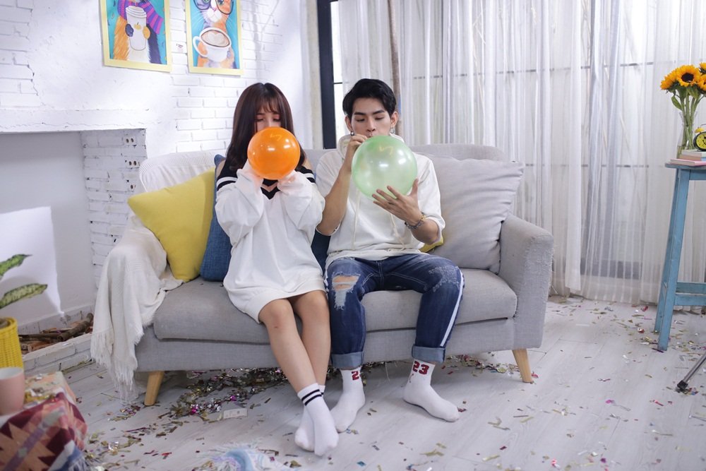 tino-tung-mv-ke-chuyen-tinh-yeu-ga-bong-dang-yeu-muon-xiu-nhan-dip-giang-sinh
