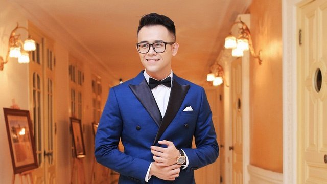 da-tim-duoc-hai-ung-vien-thay-the-mc-lai-van-sam-dan-ai-la-trieu-phu