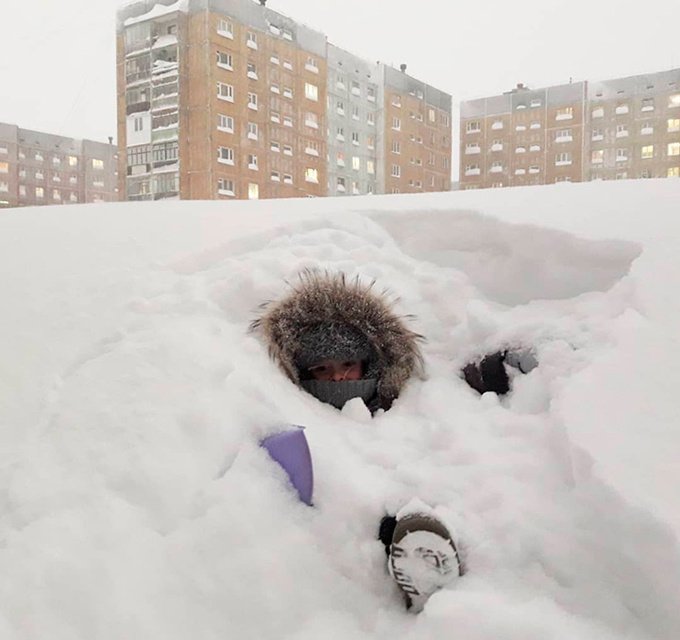 inside-snow-6-1513652743_680x0.jpg