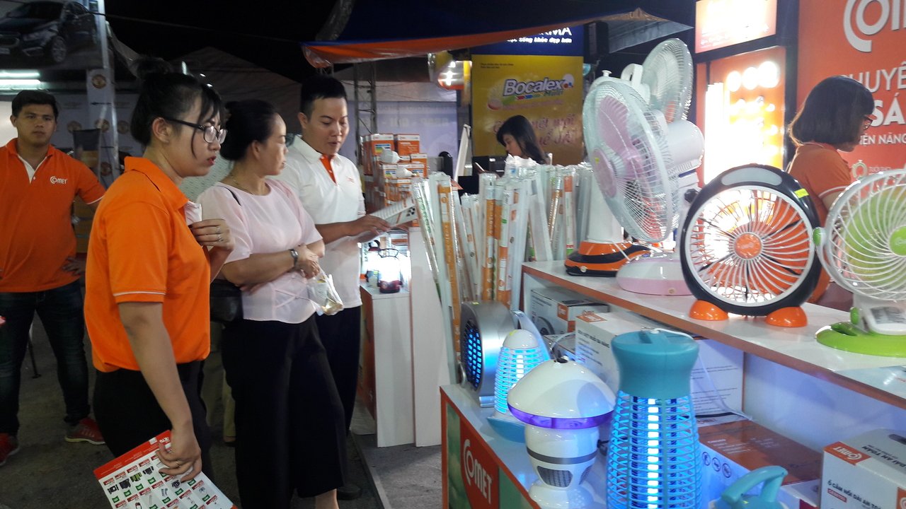 Khai mạc Hội chợ mua sắm khuyến mại và ẩm thực Bình Dương 2017
