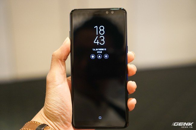 Bộ đôi Samsung Galaxy A8 (2018) và Galaxy A8+ (2018) chính thức ra mắt tại thị trường Việt Nam