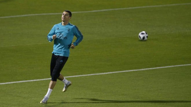 ban-tin-the-thao-toi-2212-ronaldo-kip-binh-phuc-du-sieu-kinh-dien