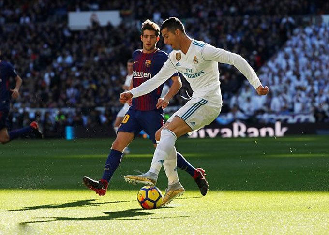 Real thua Siêu kinh điển: Mất cả chì lẫn chài