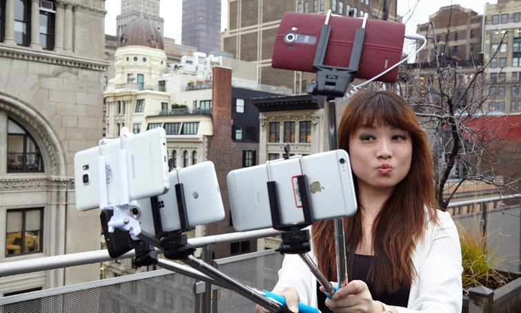 nghien-selfie-da-duoc-chung-minh-la-hoi-chung-tam-than