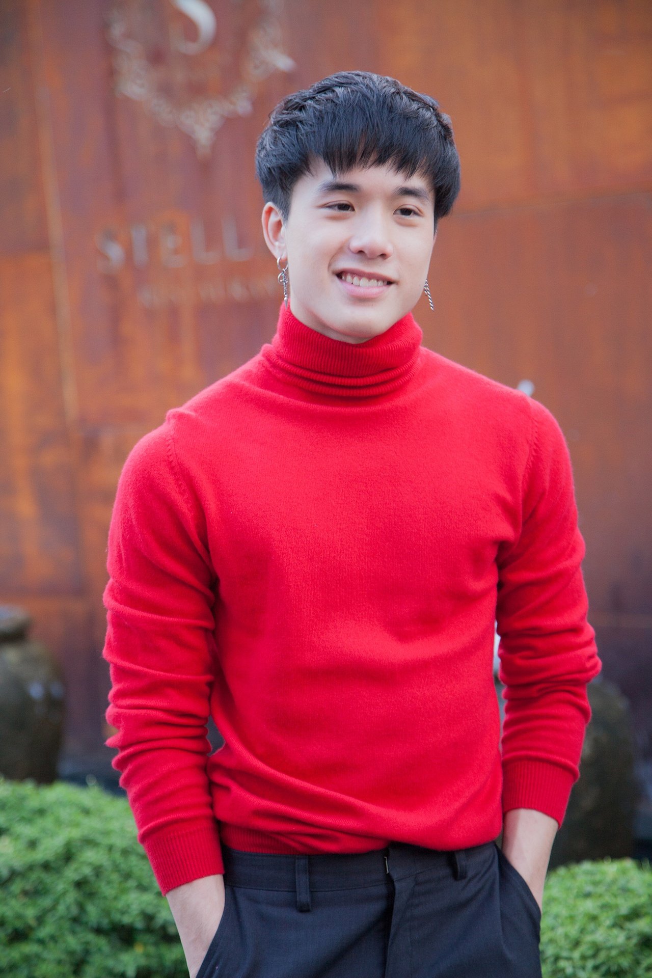 thien-tai-bat-hao-nonkul-james-lan-dau-trai-nghiem-banh-trang-nuong-ca-phe-da