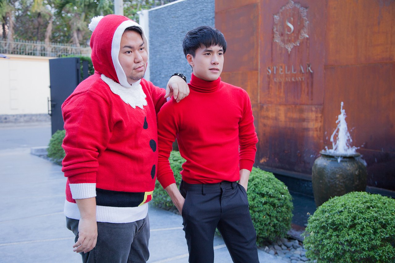 thien-tai-bat-hao-nonkul-james-lan-dau-trai-nghiem-banh-trang-nuong-ca-phe-da