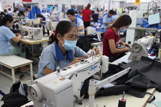 Giảm lương hưu của nữ: “Luật quy định sao, chúng tôi làm vậy!” - Ảnh 1. Giảm lương hưu của nữ:
