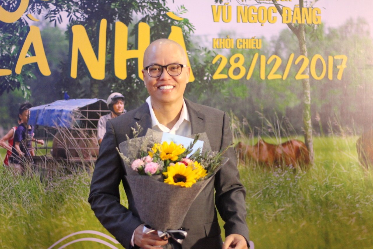 khi-con-la-nha-tu-vi-om-bung-bau-cung-van-anh-rang-ro-xuat-hien-tai-cong-chieu-phim