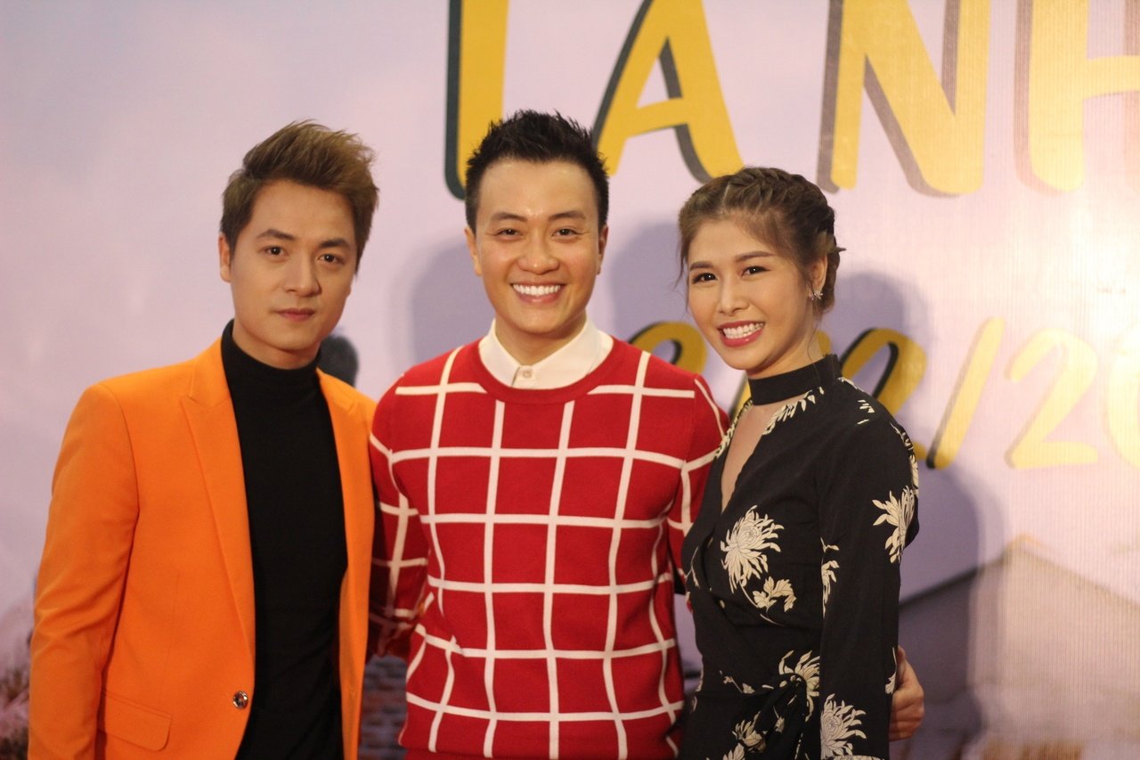 khi-con-la-nha-tu-vi-om-bung-bau-cung-van-anh-rang-ro-xuat-hien-tai-cong-chieu-phim