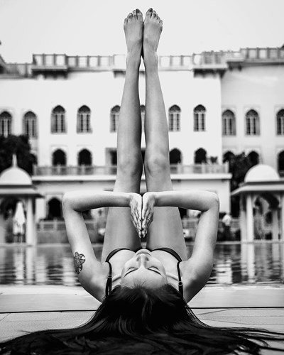 Vẻ đẹp tựa thiên thần của cô giáo yoga 