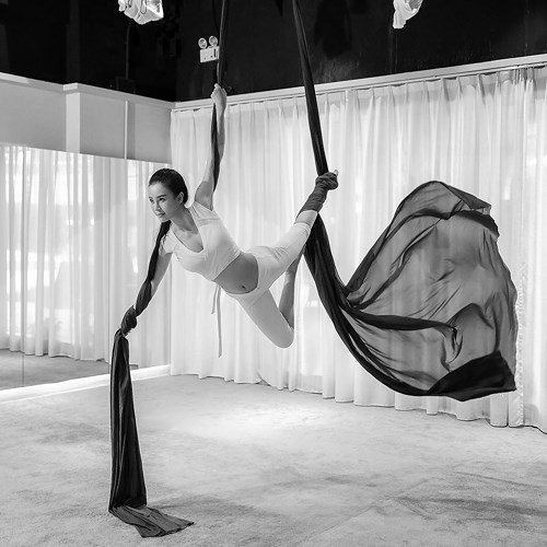 Vẻ đẹp tựa thiên thần của cô giáo yoga 