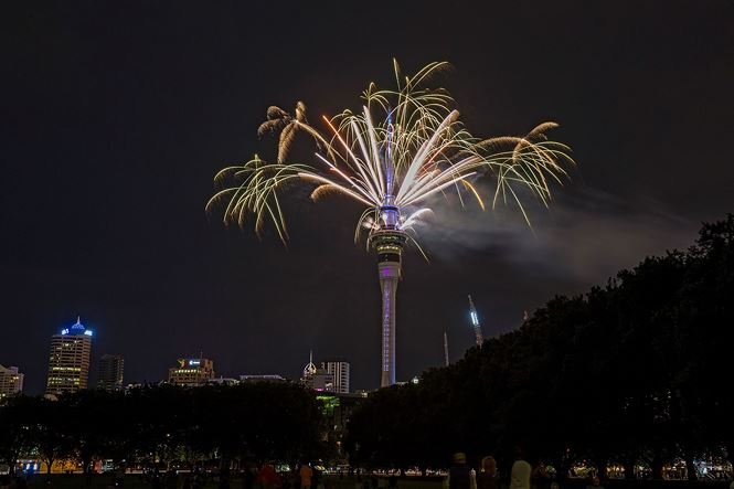 Mãn nhãn với 'đại tiệc' pháo hoa toàn cầu mừng năm mới 2018