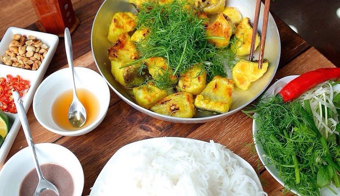 mon-an-viet-tung-len-bao-nuoc-ngoai-trong-nam-2017