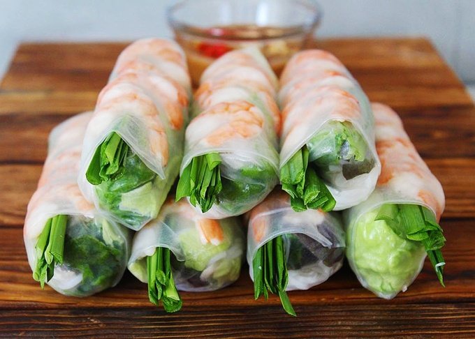 mon-an-viet-tung-len-bao-nuoc-ngoai-trong-nam-2017