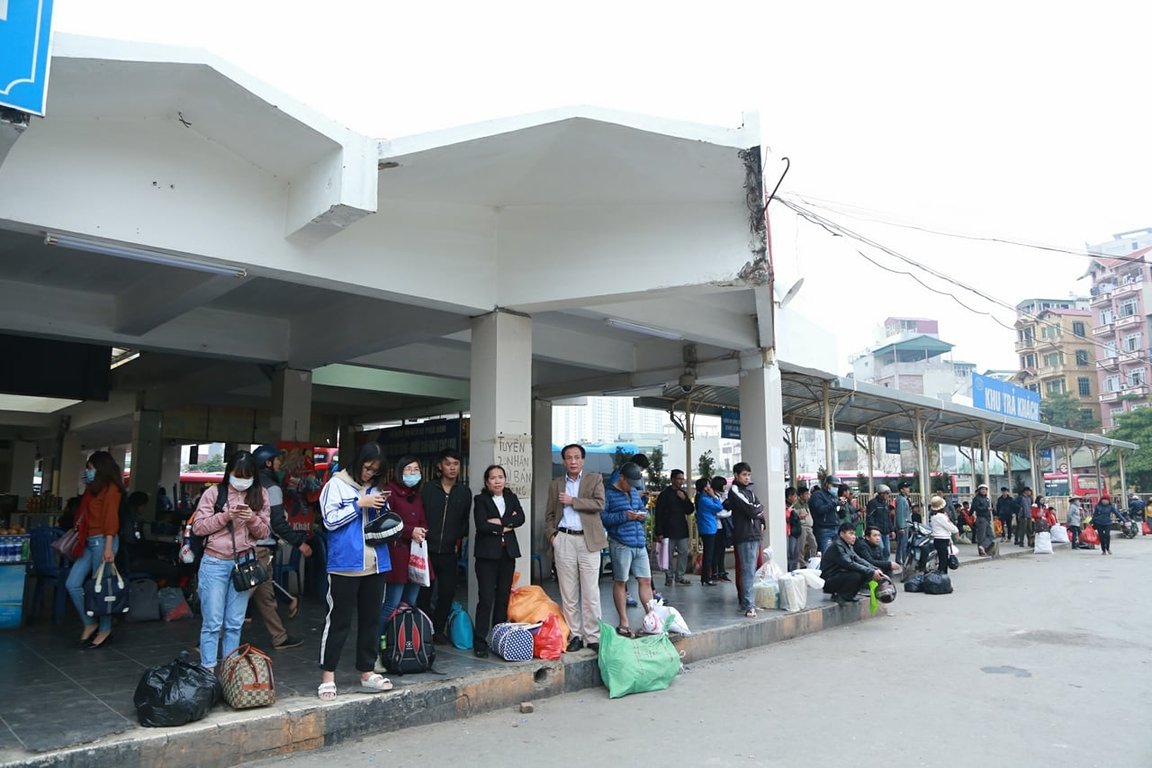 nguoi-dan-met-nhoai-tro-ve-ha-noi-sau-ky-nghi
