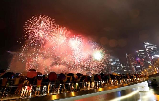 Mãn nhãn với 'đại tiệc' pháo hoa toàn cầu mừng năm mới 2018