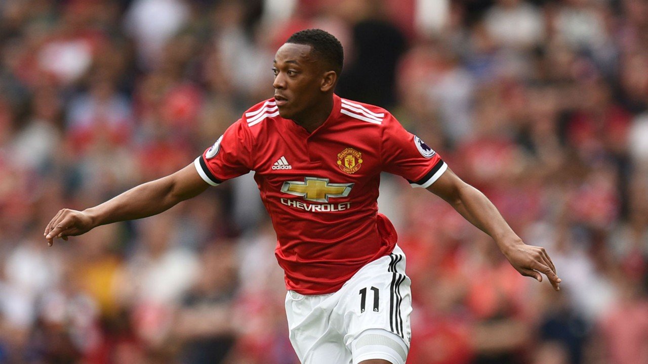 real-madrid-ra-tay-mu-dang-cay-toan-tap