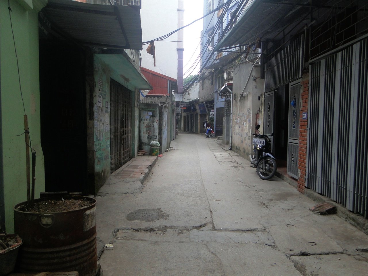 tan-huong-khong-gian-yen-tinh-hiem-hoi-giua-thu-do-ngay-dau-nam-moi