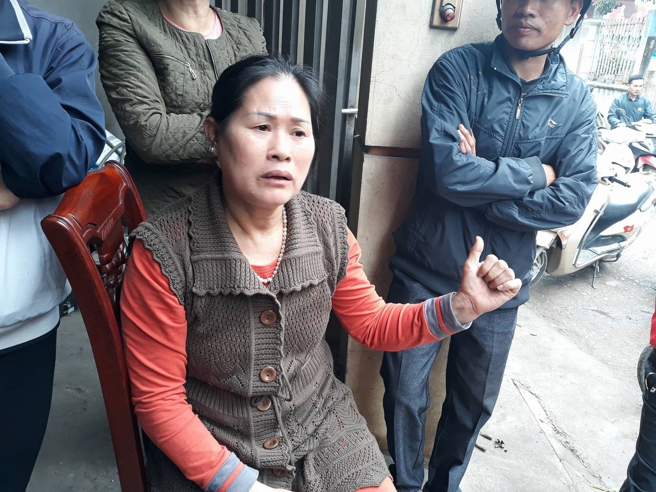 nguoi-dan-gan-vu-no-kinh-hoang-o-bac-ninh-anh-oi-nha-minh-sup-roi-len-cuu-con-di