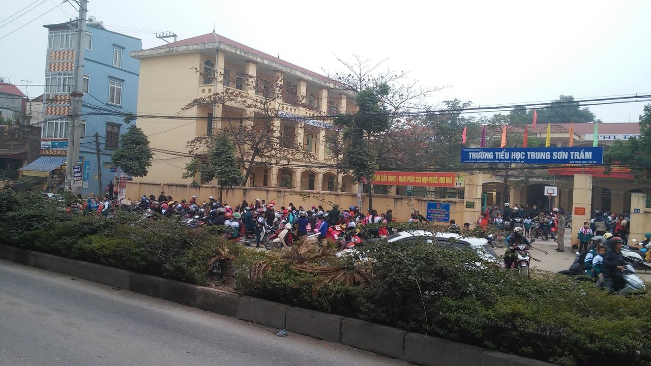 bac-bao-ve-dan-pho-mac-benh-ung-thu-da-3-nam-van-nhiet-huyet-voi-nghiep-dan-tre-qua-duong