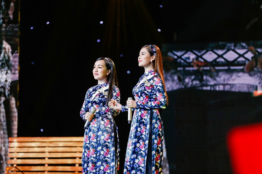 anh-em-quan-quan-the-voice-duc-phuc-thien-nhan-lan-dau-ket-hop-ke-cau-chuyen-tinh-buon-man-mac