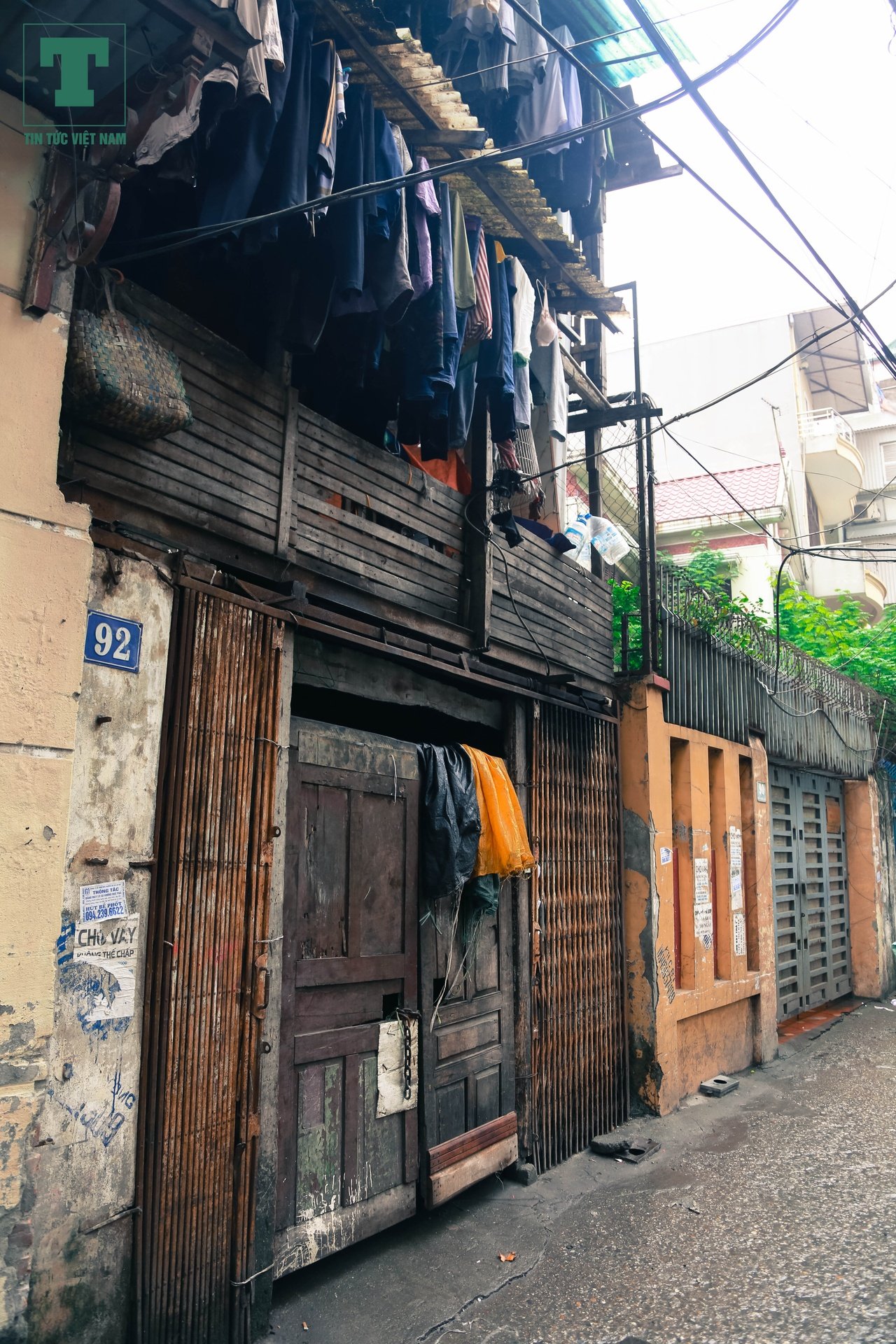 cua-hang-sat-vun