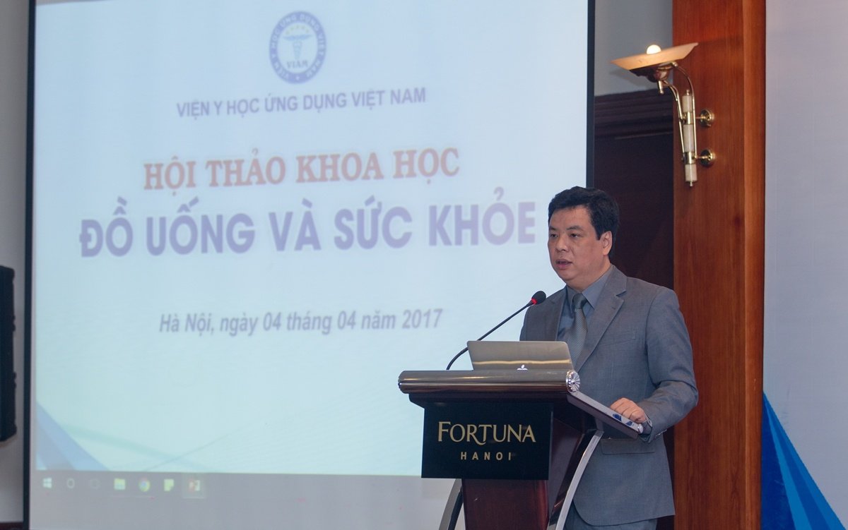 cam-ban-nuoc-ngot-co-ga-trong-truong-hoc-trien-khai-som-bao-nhieu-tot-bay-nhieu