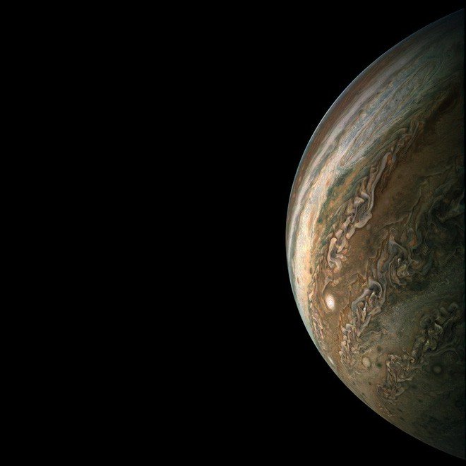 Tàu thăm dò của NASA đã chụp được những hình ảnh không thể tin được của Sao Mộc! - Ảnh 9. Tàu thăm dò của NASA đã chụp được những hình ảnh không thể tin được của Sao Mộc!