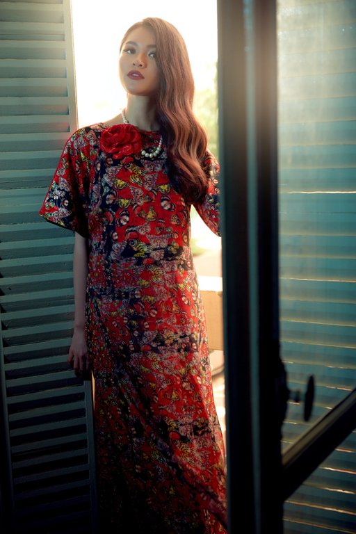 adrian-anh-tuan-mang-thiet-ke-ao-dai-den-san-dien-quoc-te