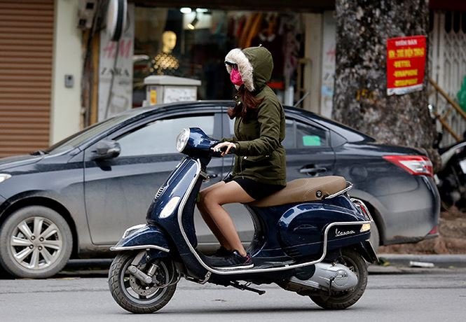 Muôn kiểu chống đợt rét tăng cường của người dân thủ đô