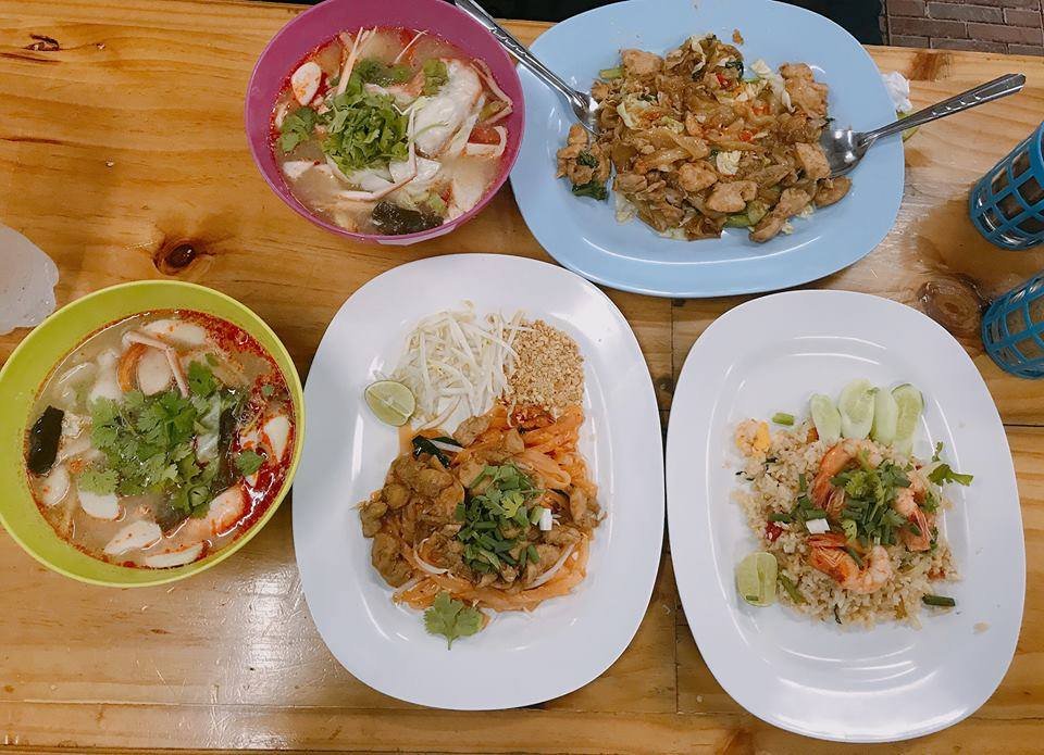 cung-ban-be-tung-tay-du-lich-bangkok-chi-voi-5-trieu-dong
