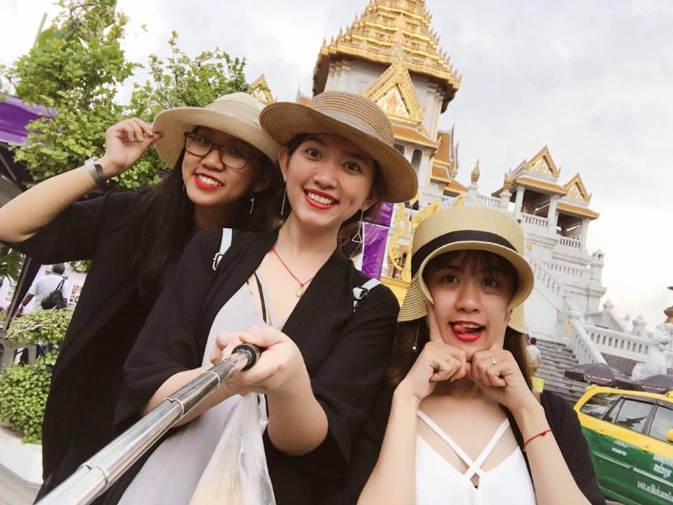 cung-ban-be-tung-tay-du-lich-bangkok-chi-voi-5-trieu-dong