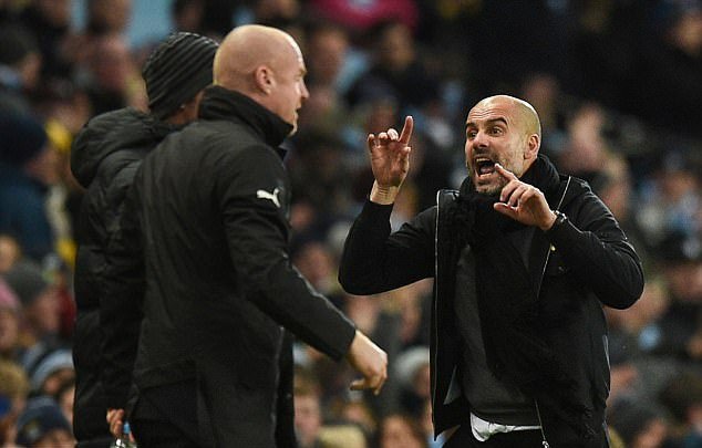 mourinho-co-ly-guardiola-chi-la-nguy-quan-tu