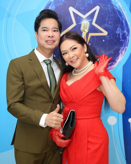 nhu-quynh-to-chuc-them-liveshow-rieng-tai-tphcm-lan-dau-ket-doi-voi-ngoc-son-tren-san-khau