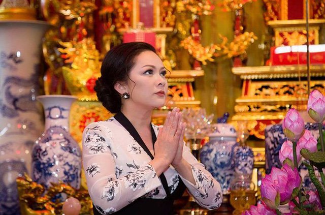 nhu-quynh-to-chuc-them-liveshow-rieng-tai-tphcm-lan-dau-ket-doi-voi-ngoc-son-tren-san-khau