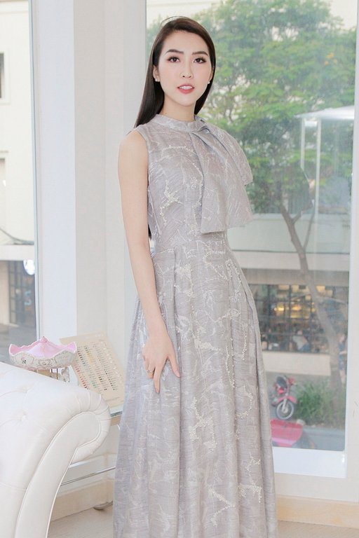tuong-linh-mang-hon-50-bo-trang-phuc-den-miss-intercontinental-2017