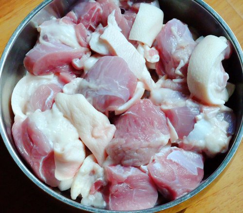 bi-quyet-nau-mon-thit-kho-dong-ngon-tuyet-dai-khach-ngay-tet