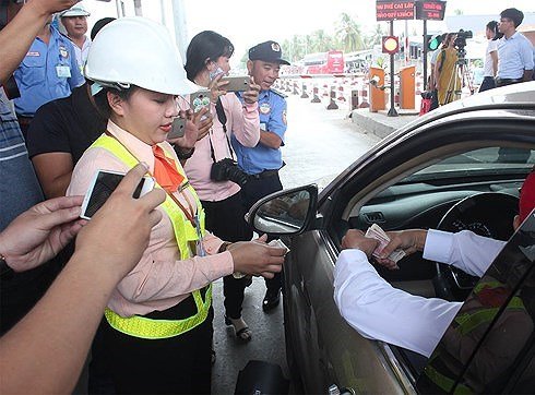 Làm gì để hạ nhiệt làn sóng phản đối BOT giao thông?