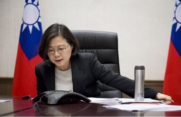 tong-thong-my-trump-lai-dung-quan-bai-dai-loan-voi-trung-quoc