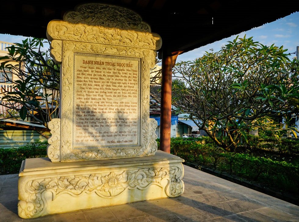 nha-tho-tien-hien-lang-an-hai-va-thoai-ngoc-hau