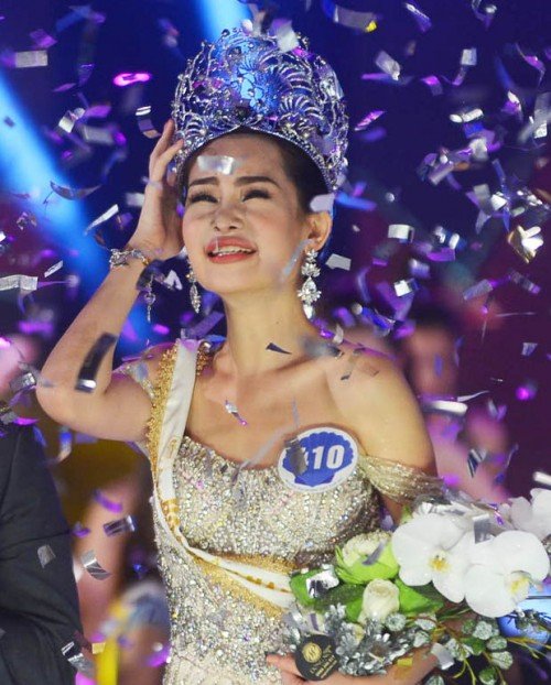hon-2-thang-dang-quang-nhieu-song-gio-cua-le-au-ngan-anh
