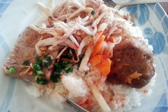 Mùi vị Sài Gòn trong cơm tấm