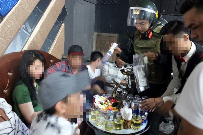 Hàng chục nam nữ 'phê' ma túy trong quán bar ở Đồng Nai
