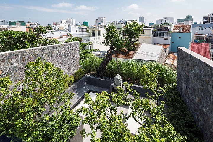Nhà đẹp như resort ở Nha Trang được báo Tây khen nức nở