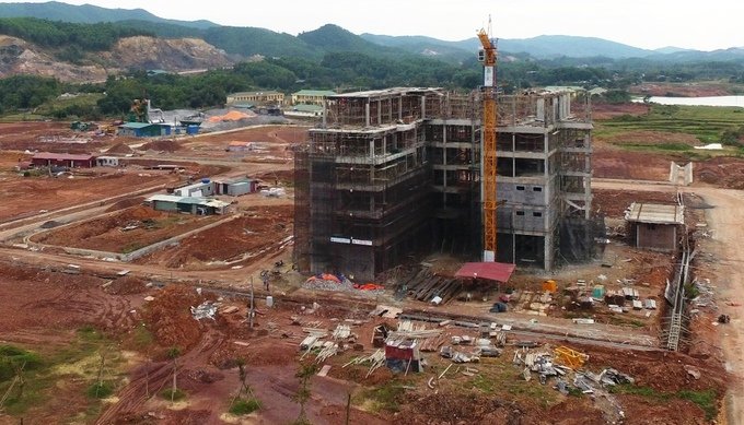 Công trường sân bay hơn 7.000 tỷ đồng ở Quảng Ninh