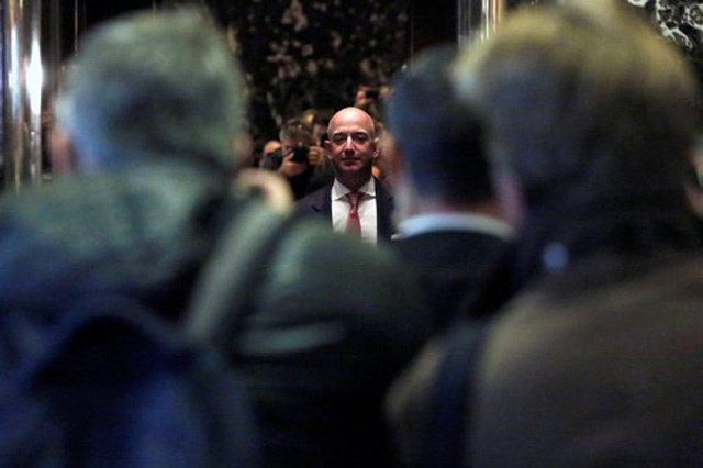 15-bezos-1-1516287016760