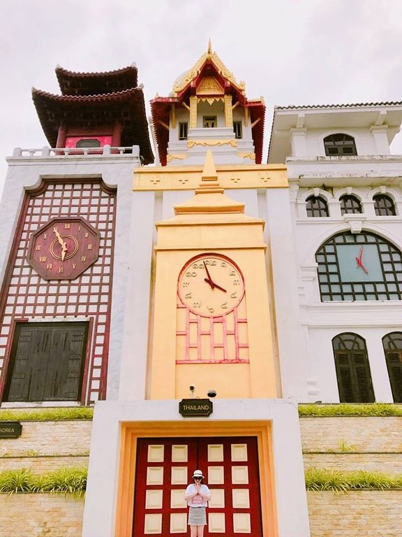 bao-tron-da-nang-trong-chuyen-di-5-ngay-4-dem-cua-co-gai-van-phong-xinh-dep