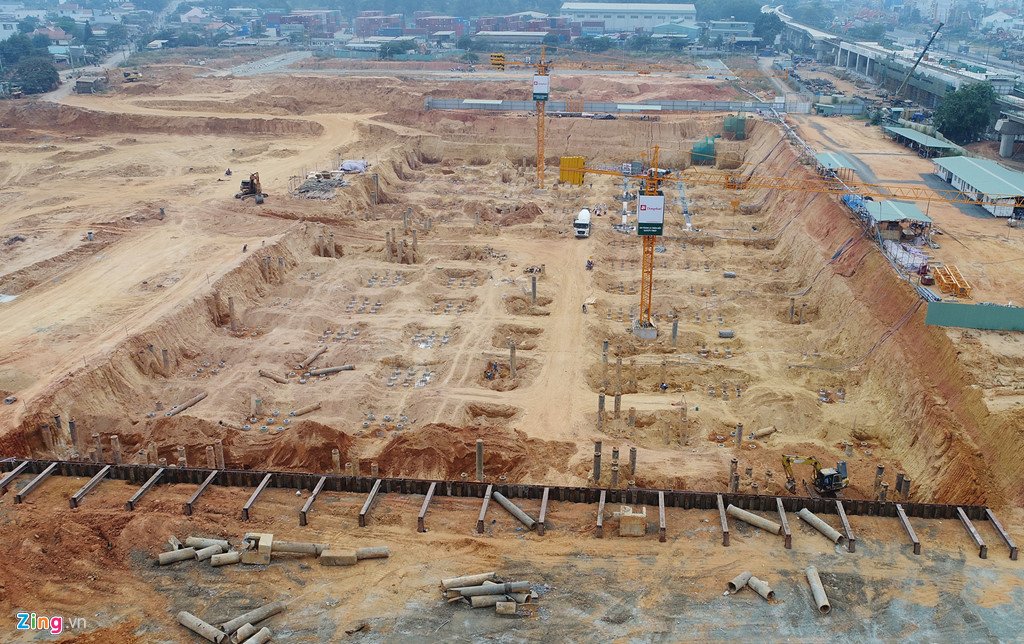 Hai căn nhà 'cố thủ' giữa dự án Bến xe Miền Đông mới