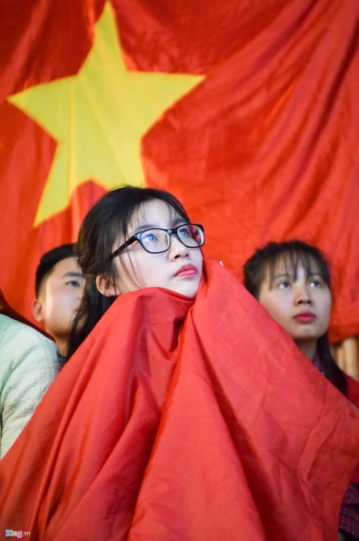120 phút nghẹt thở của người hâm mộ U23 Việt Nam